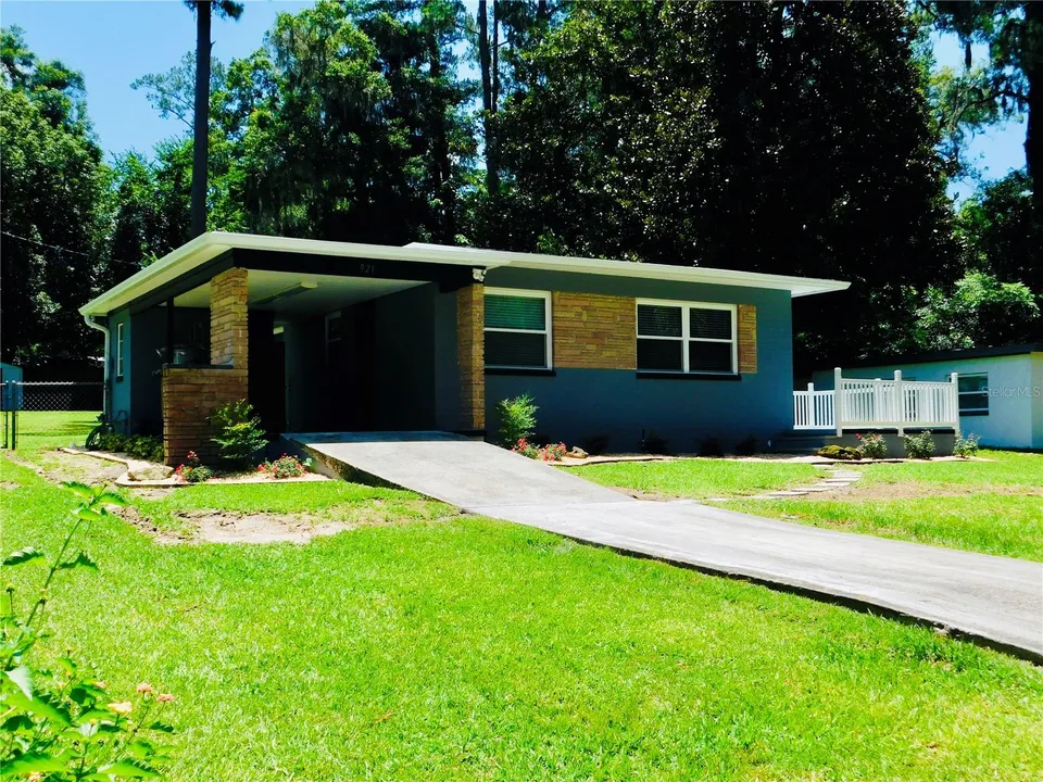 921 NE 13TH AVE, photo 6