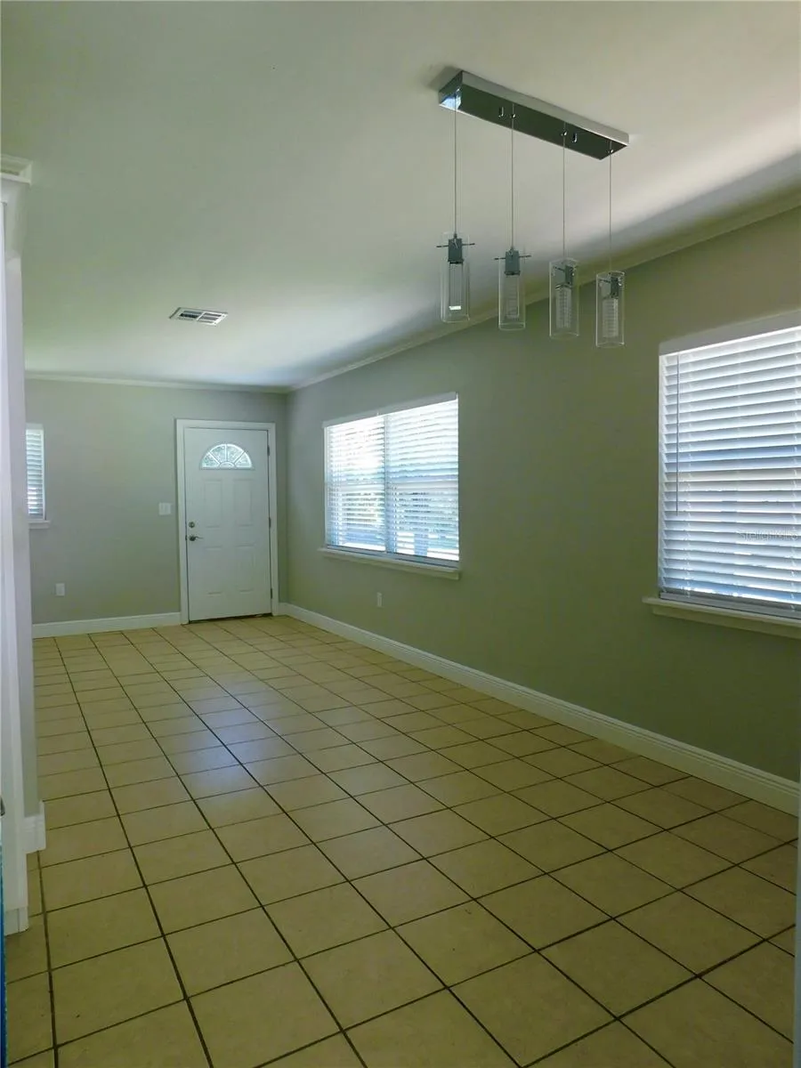 921 NE 13TH AVE, photo 26