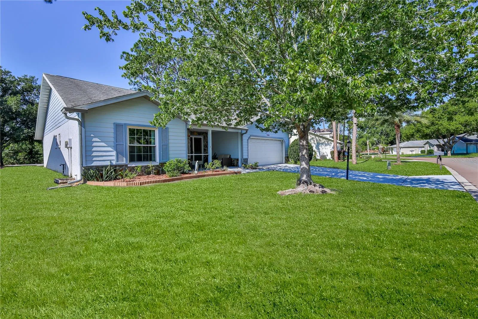 7088 CROWN OAKS DR, photo 3
