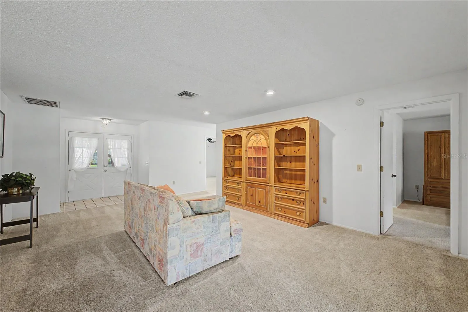 7088 CROWN OAKS DR, photo 7