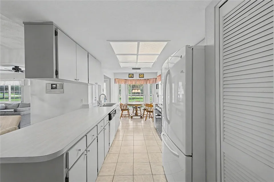 7088 CROWN OAKS DR, photo 24
