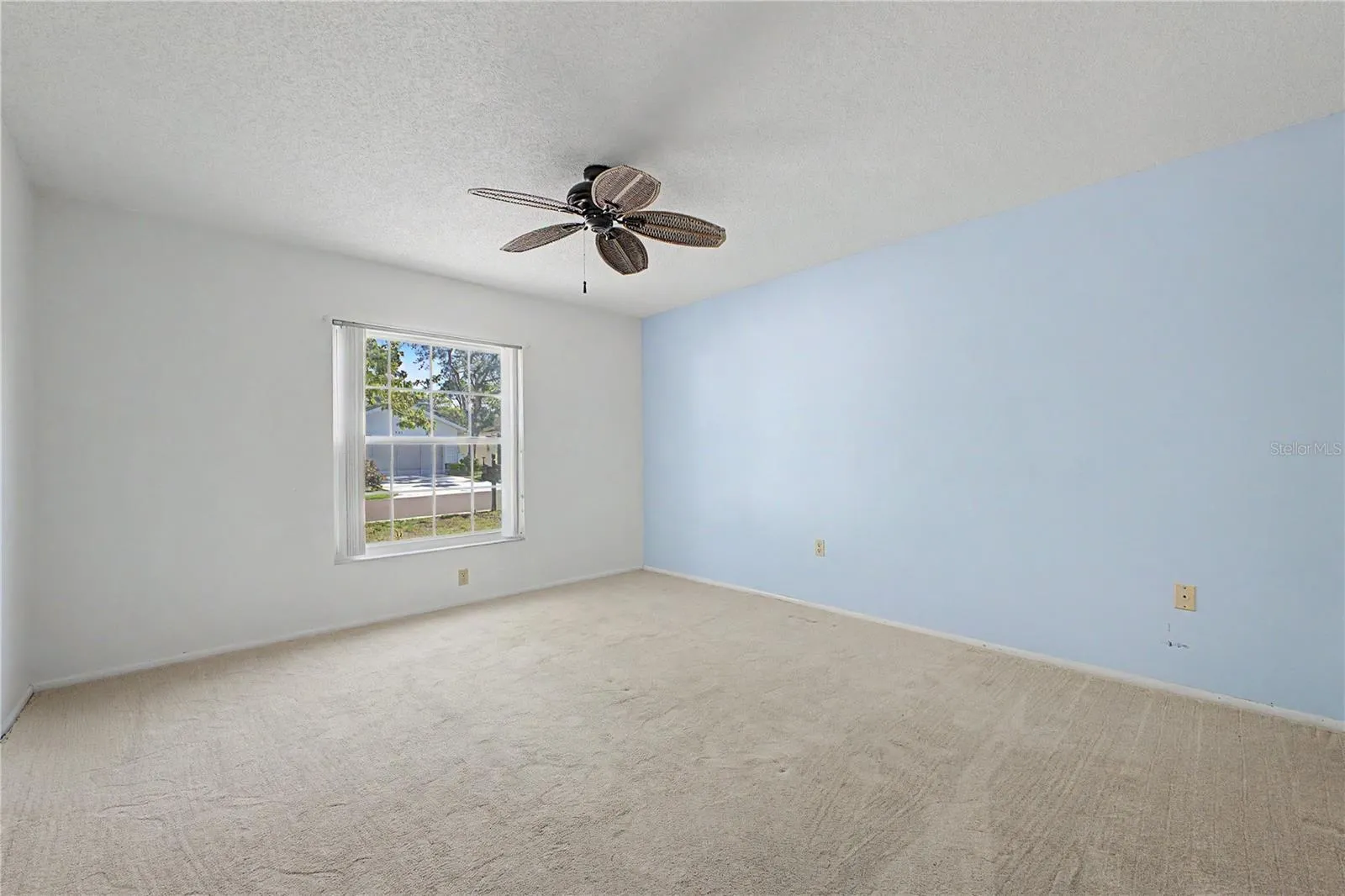 7088 CROWN OAKS DR, photo 33