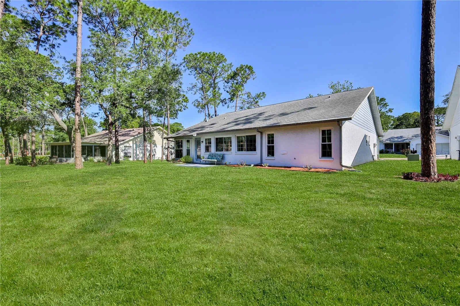 7088 CROWN OAKS DR, photo 37