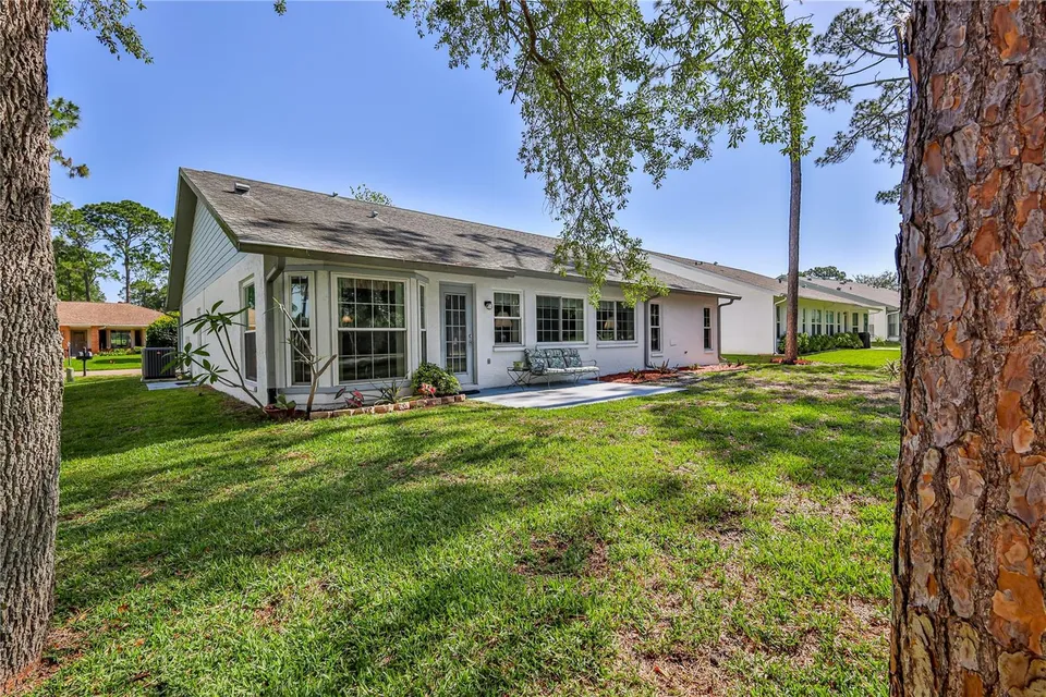 7088 CROWN OAKS DR, photo 42