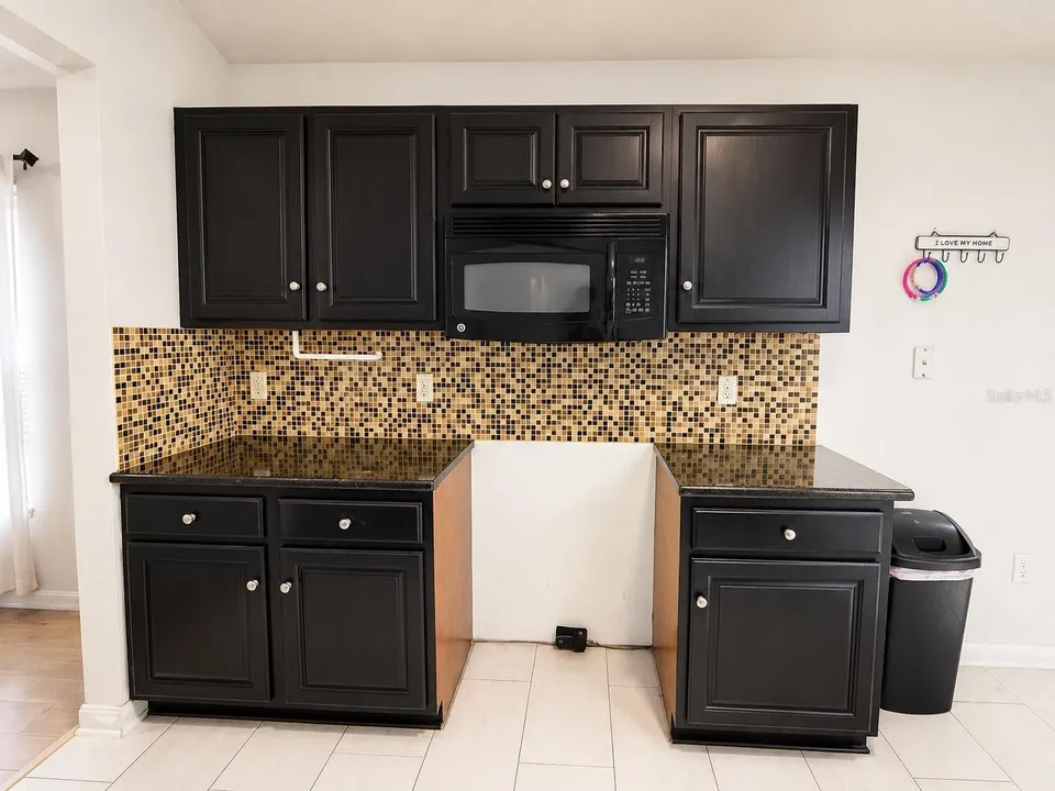 2221 PARIA LN, photo 11