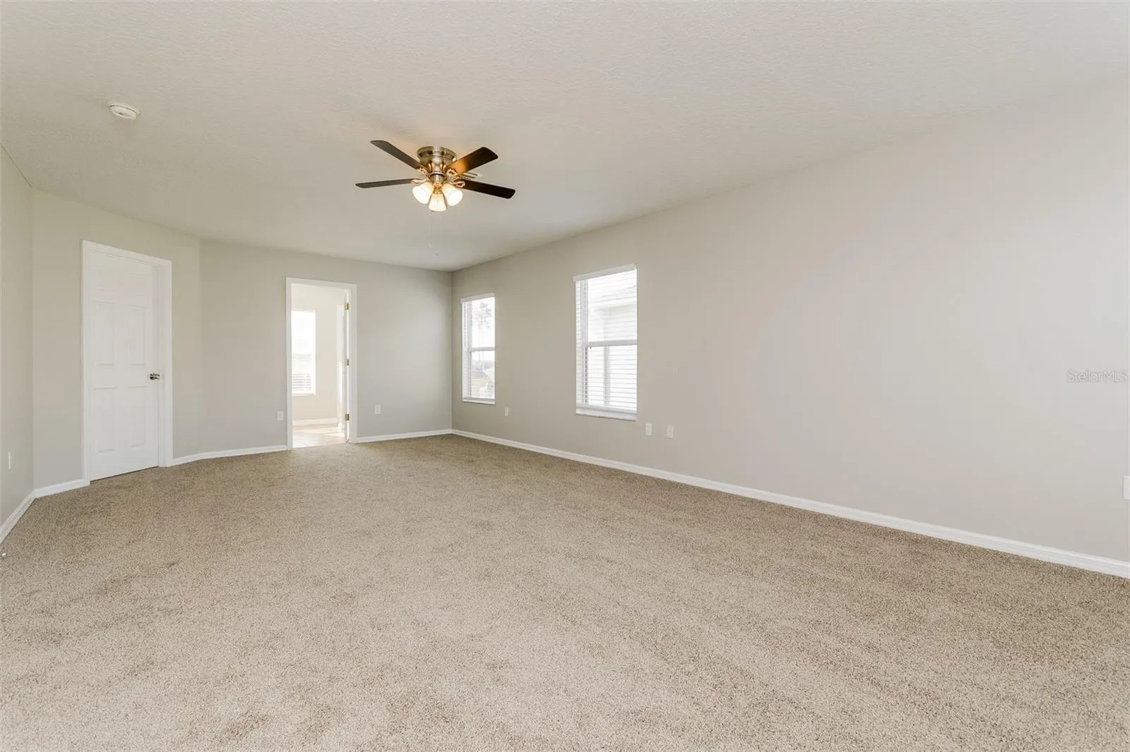 513 BERRY JAMES CT, photo 8