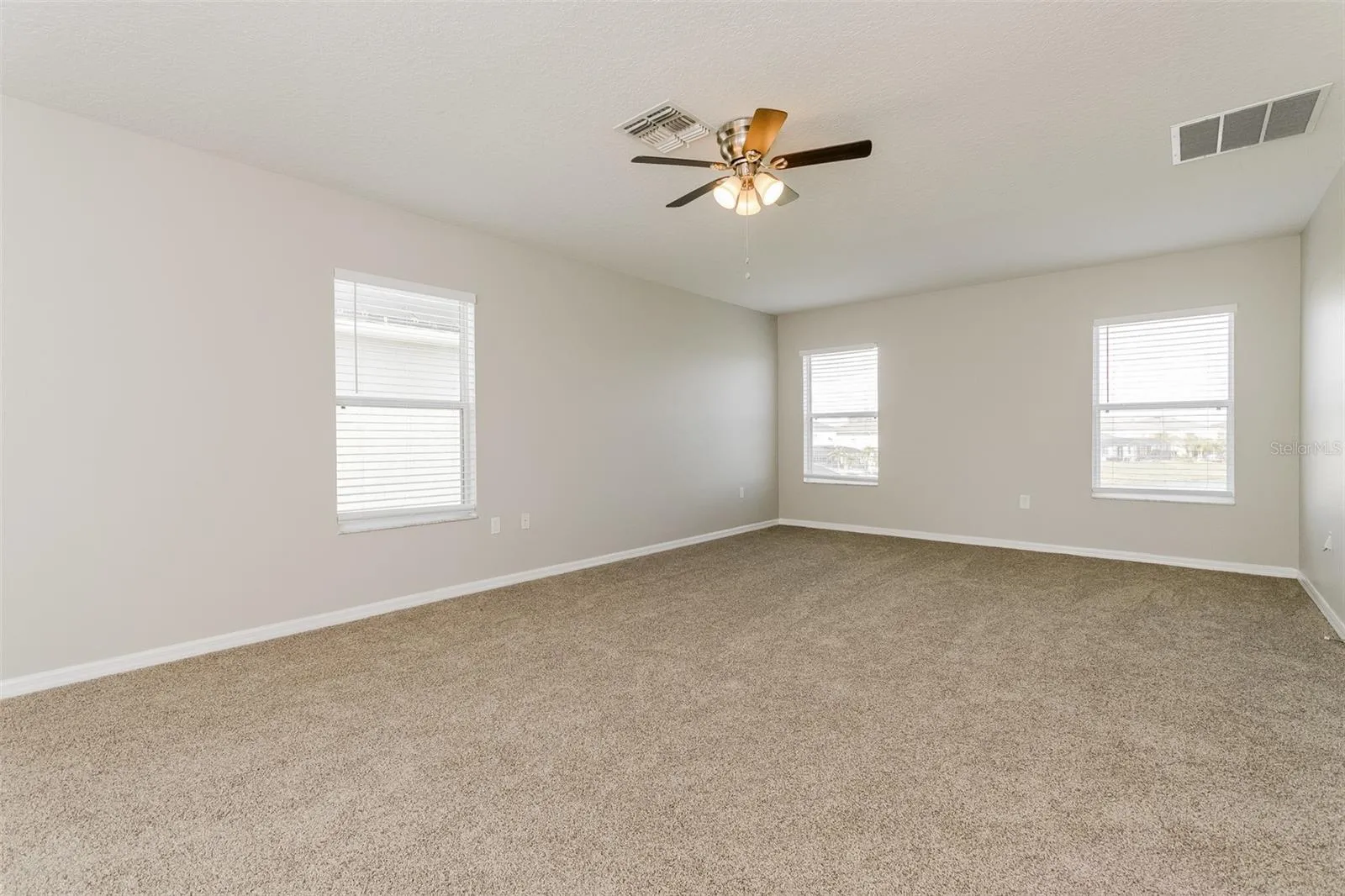 513 BERRY JAMES CT, photo 9