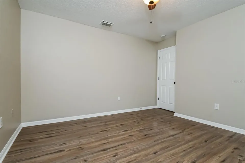 2221 MOUNTAIN MEADOW WAY, photo 9