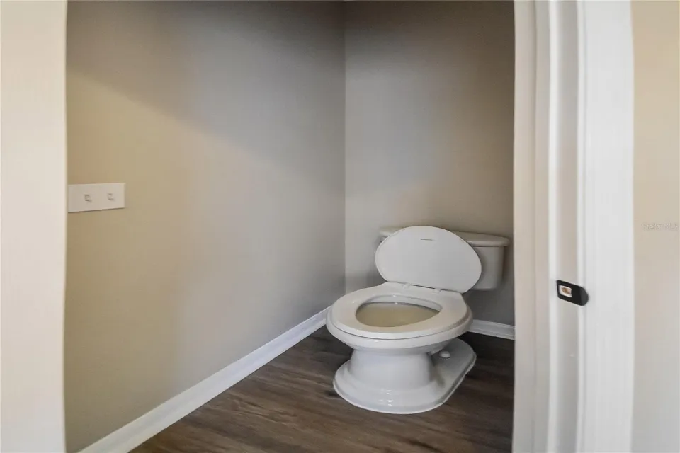 2221 MOUNTAIN MEADOW WAY, photo 19