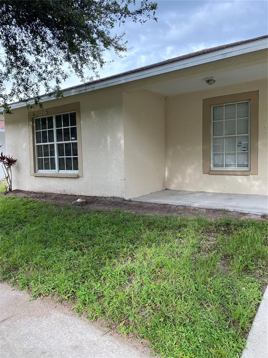 10328 SUMMERVIEW CIR, photo 2