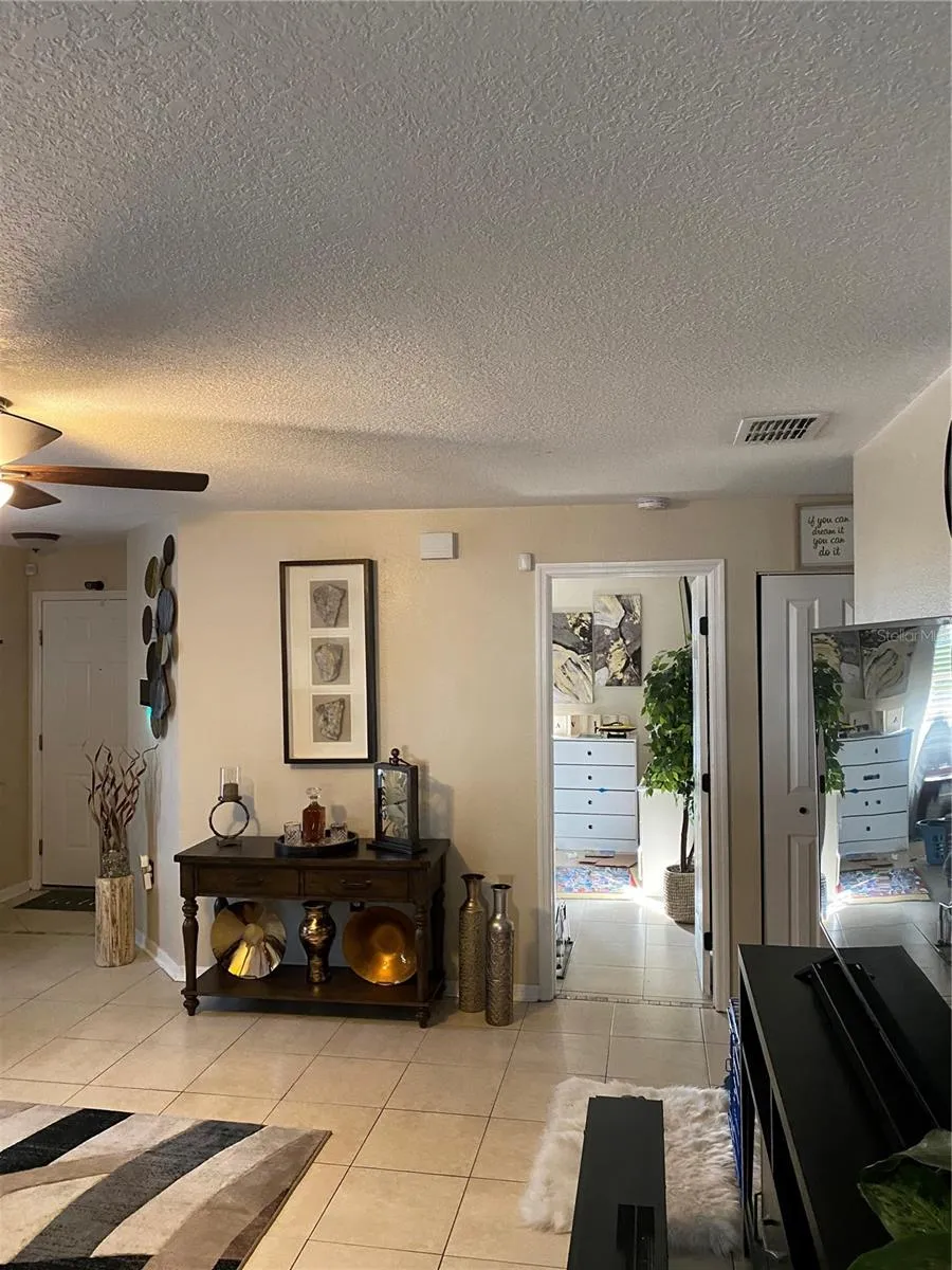 10328 SUMMERVIEW CIR, photo 8