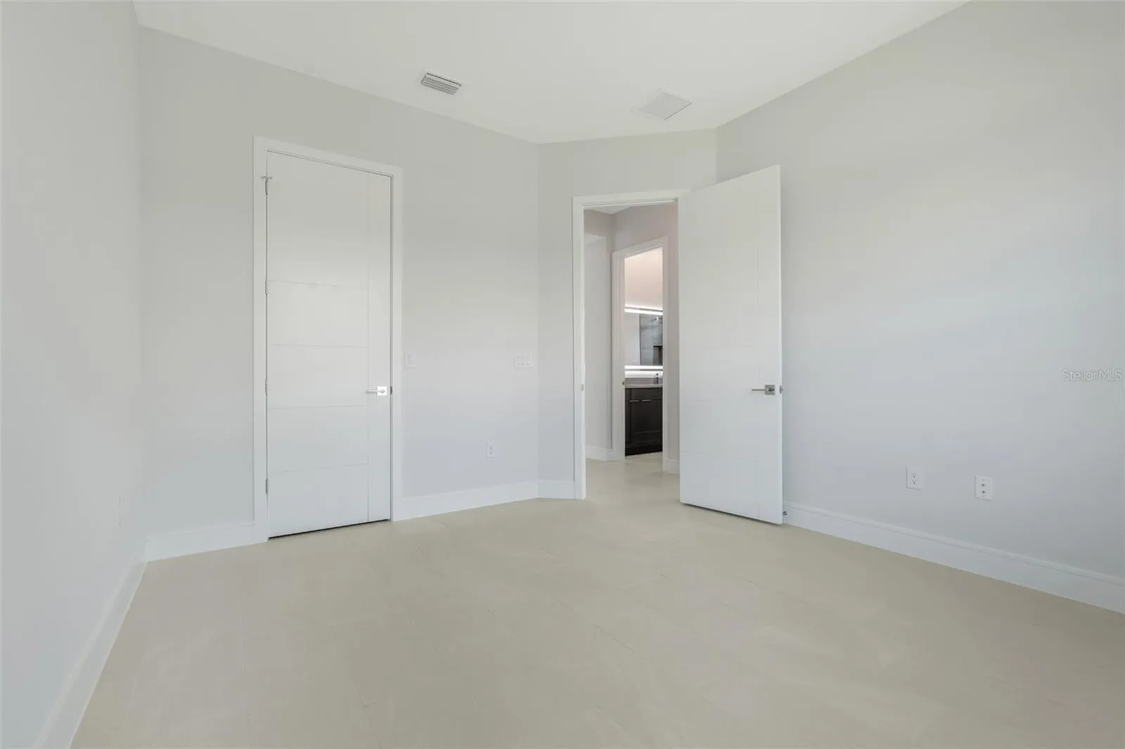 138 NEW LEATHERWOOD DR, photo 39