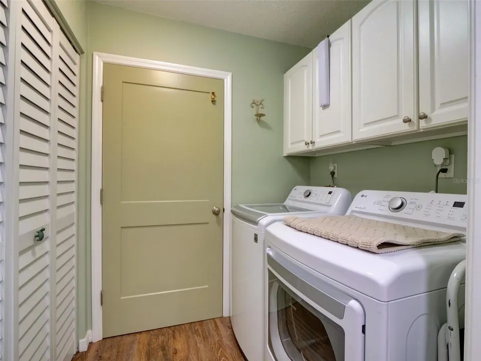100 S TREMAIN ST #G2, photo 31