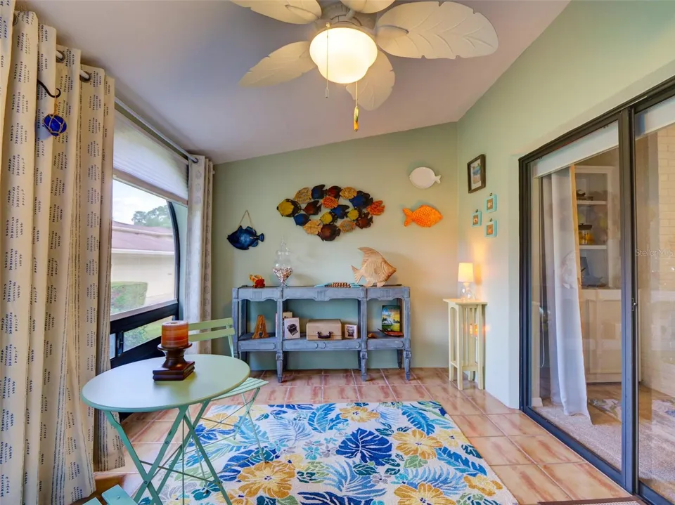 100 S TREMAIN ST #G2, photo 22