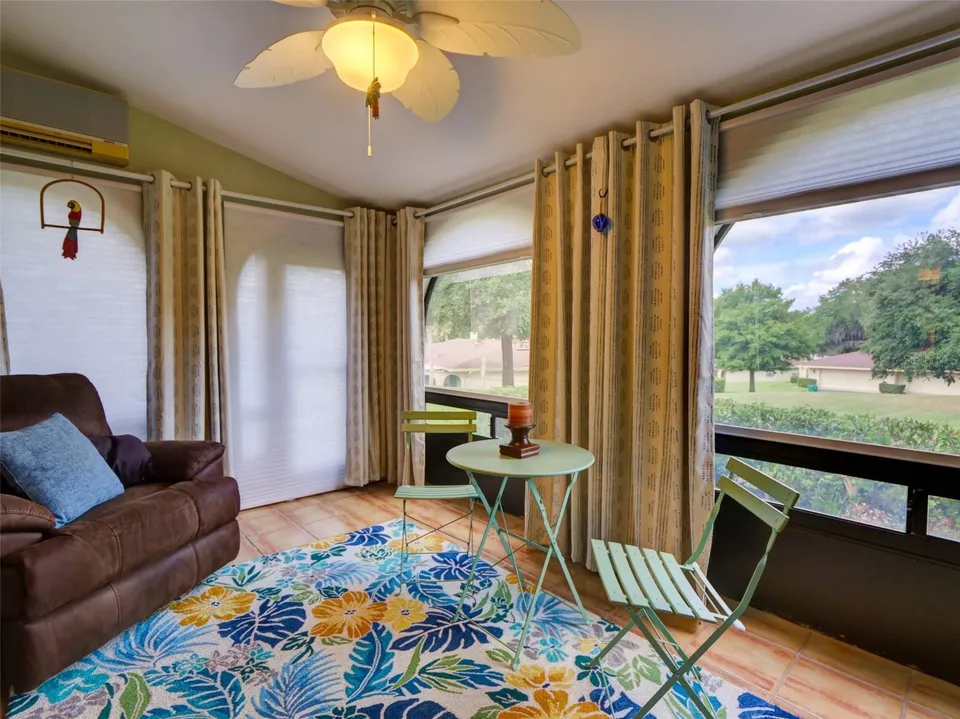 100 S TREMAIN ST #G2, photo 23
