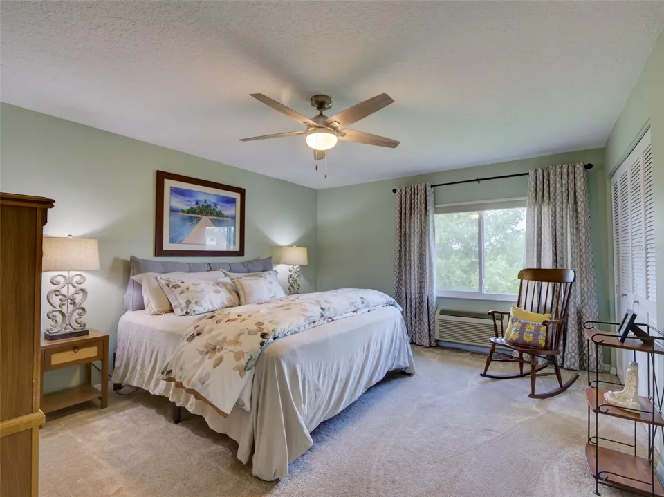 100 S TREMAIN ST #G2, photo 29