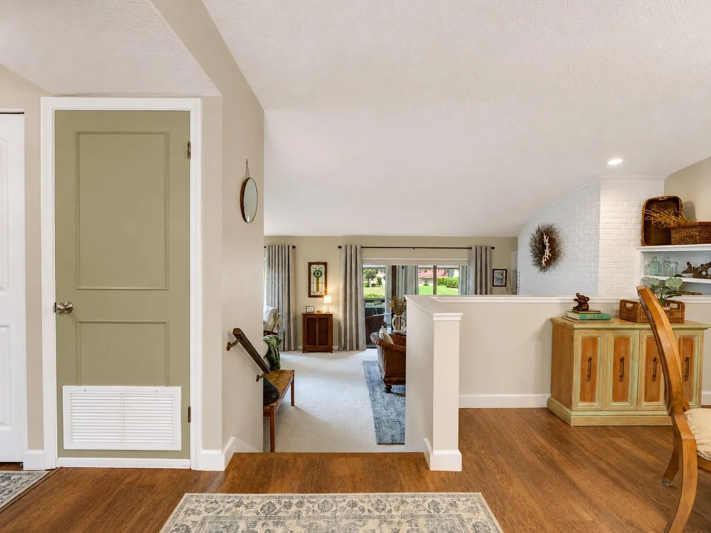 100 S TREMAIN ST #G2, photo 11