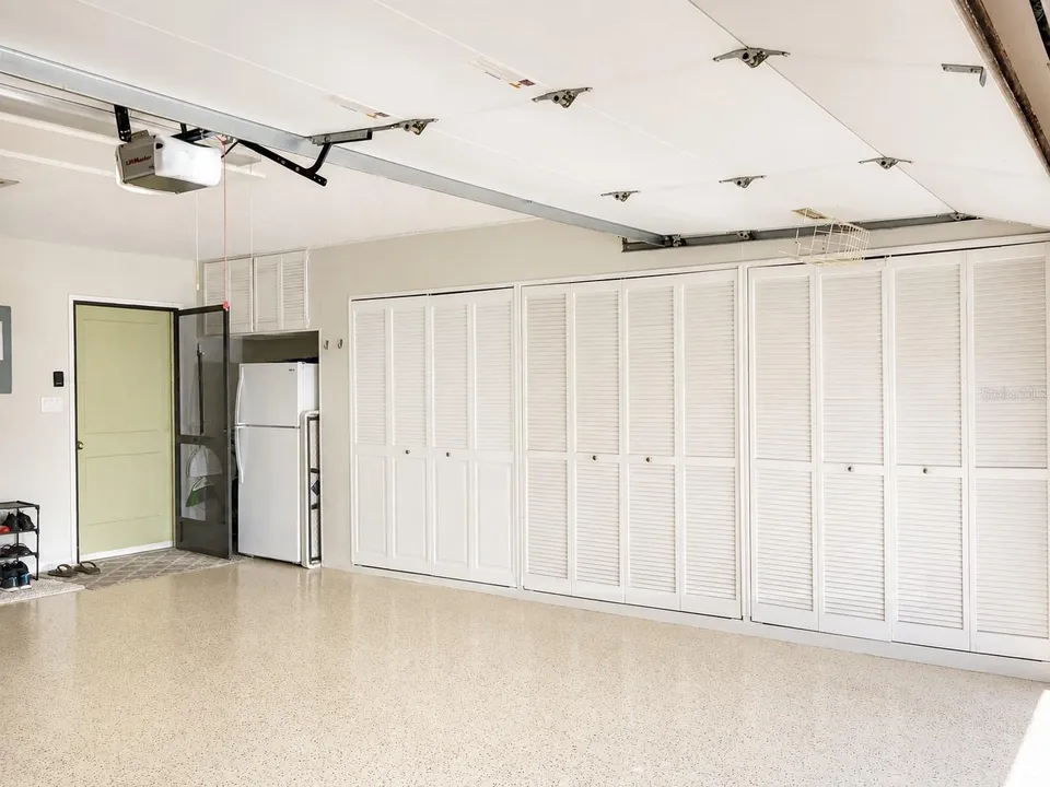 100 S TREMAIN ST #G2, photo 32