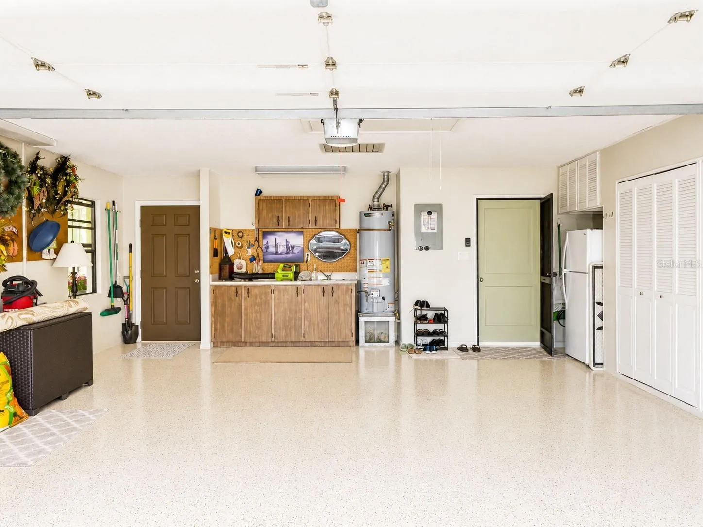 100 S TREMAIN ST #G2, photo 33