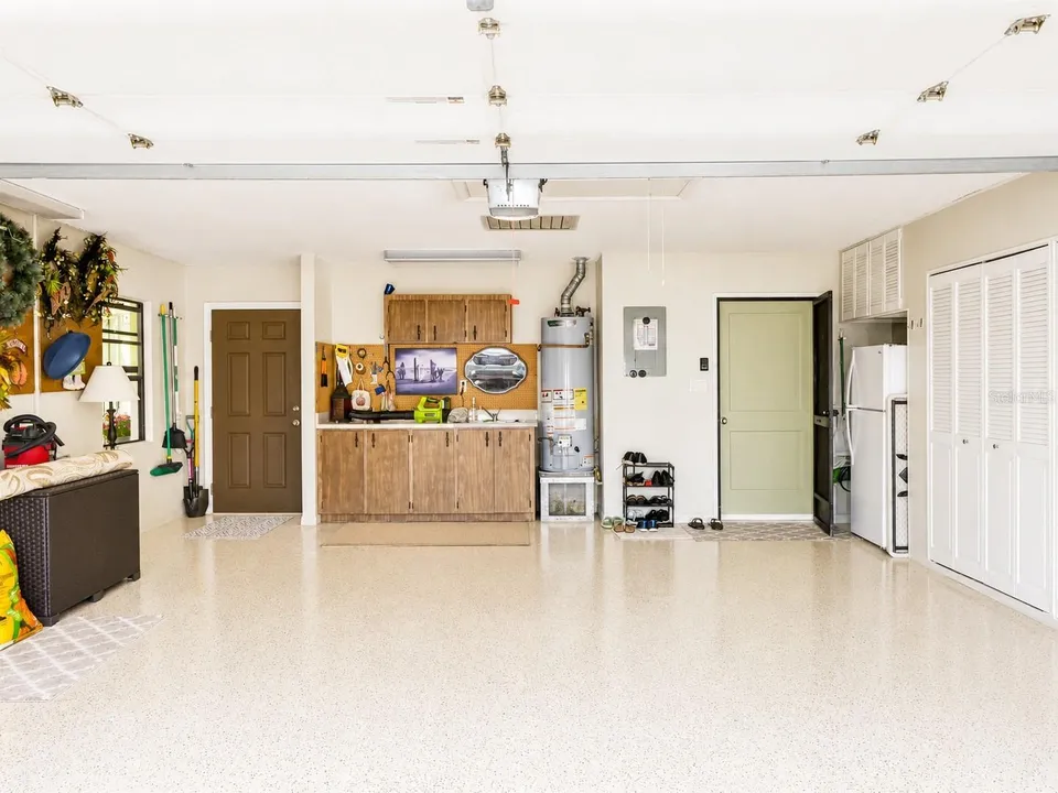 100 S TREMAIN ST #G2, photo 33