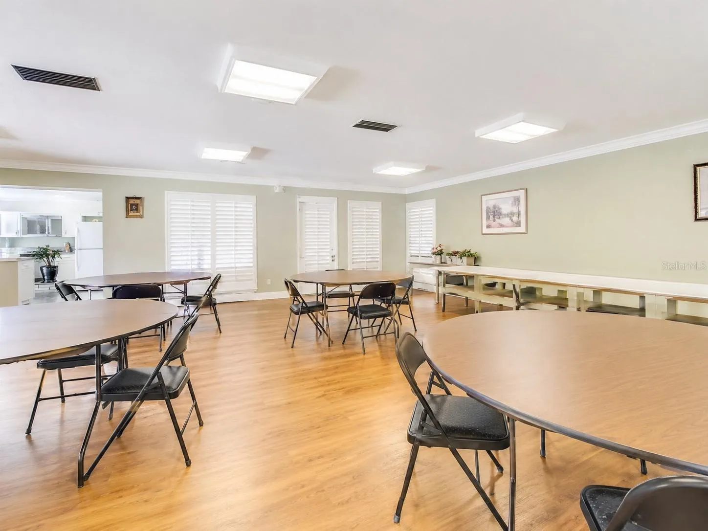100 S TREMAIN ST #G2, photo 36