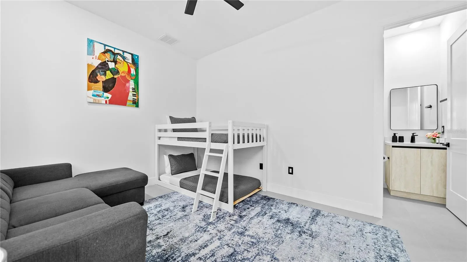 230 W PINE VALLEY LN, photo 46