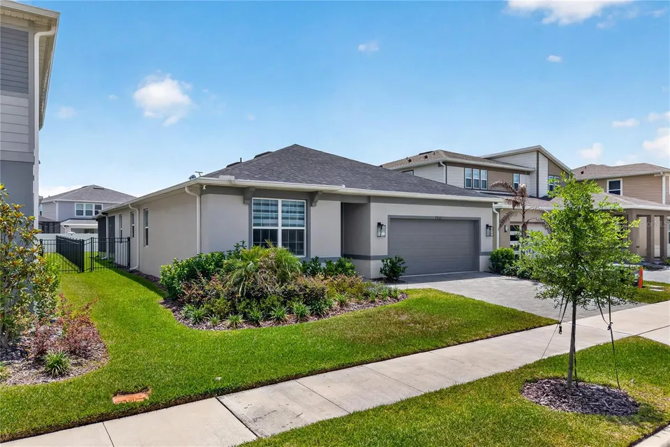 7239 IVY TENDRIL AVE, photo 1