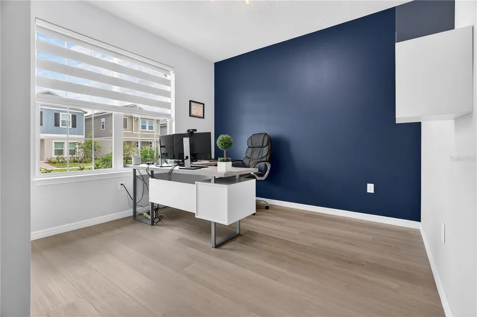 7239 IVY TENDRIL AVE, photo 17