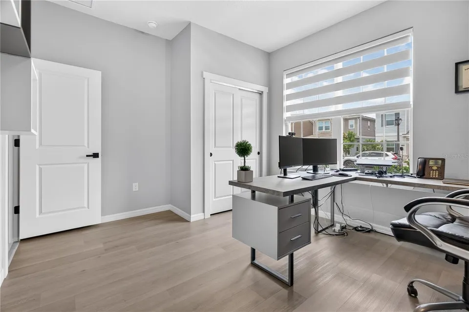 7239 IVY TENDRIL AVE, photo 21