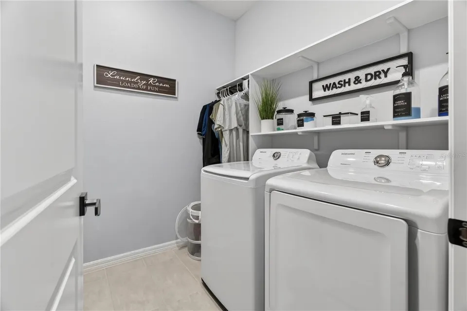 7239 IVY TENDRIL AVE, photo 39