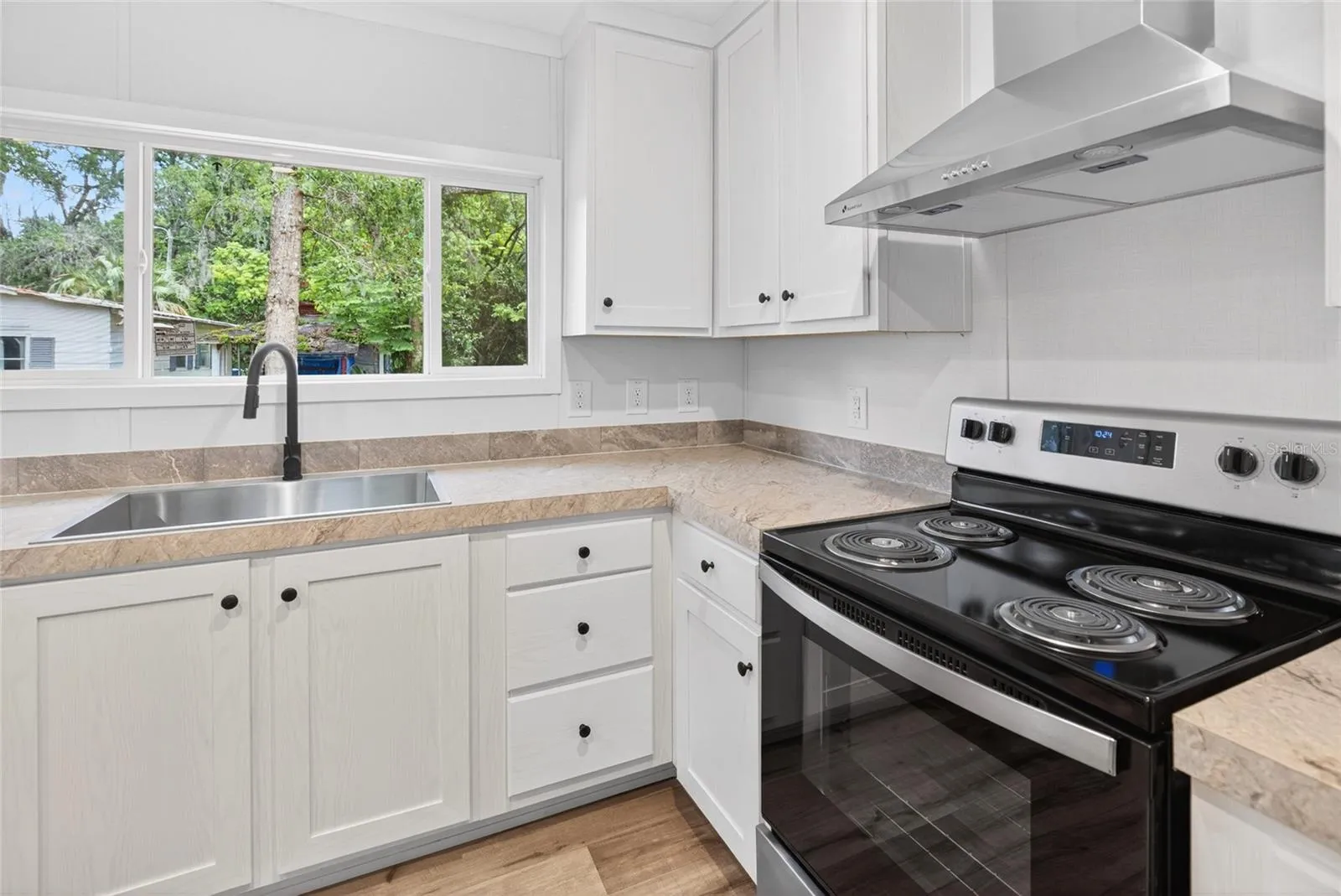 17475 TAVERN RD, photo 10