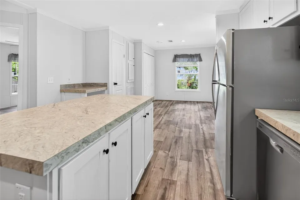 17475 TAVERN RD, photo 13
