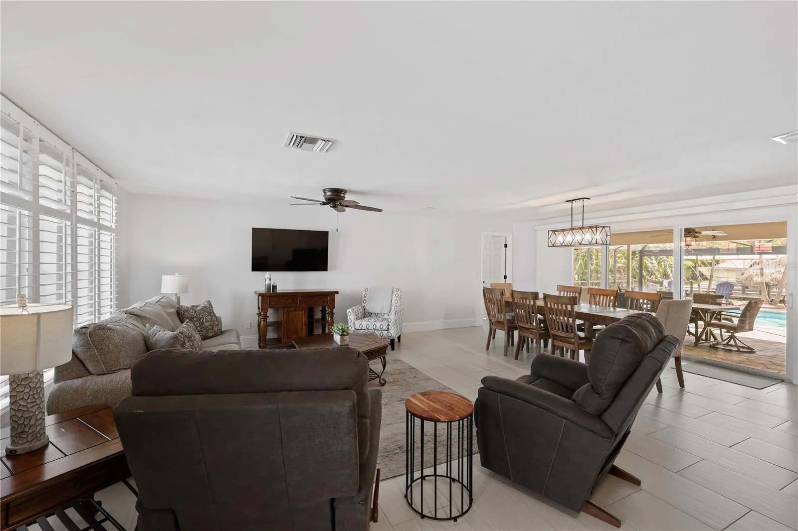 5215 PELICAN BLVD, photo 5