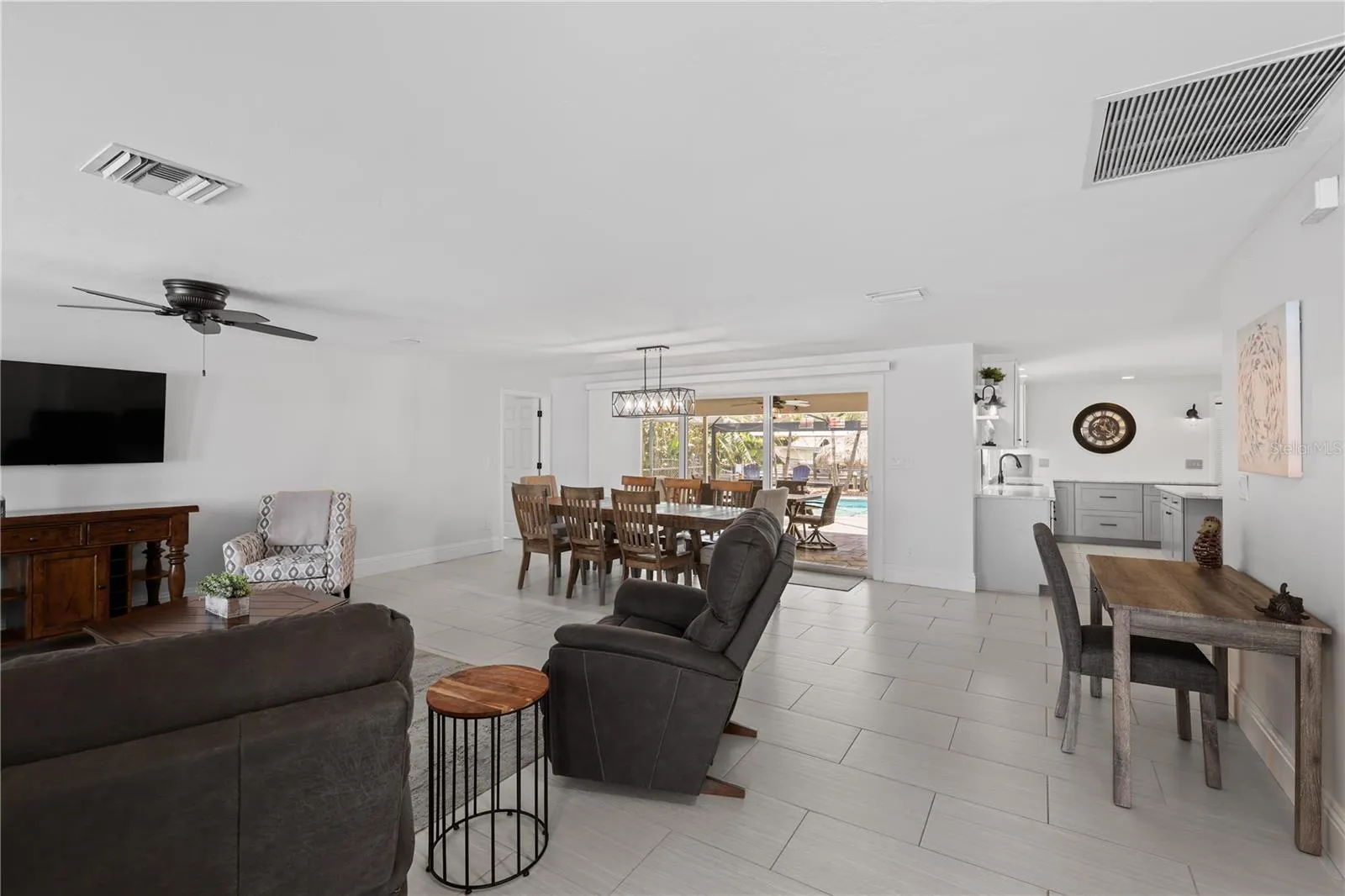 5215 PELICAN BLVD, photo 6