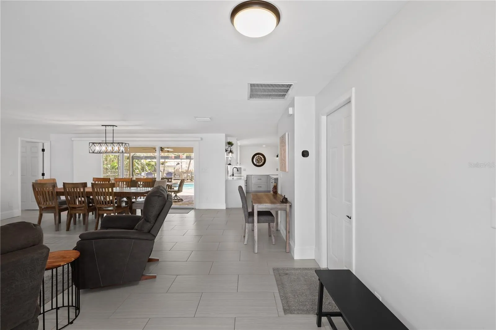 5215 PELICAN BLVD, photo 7
