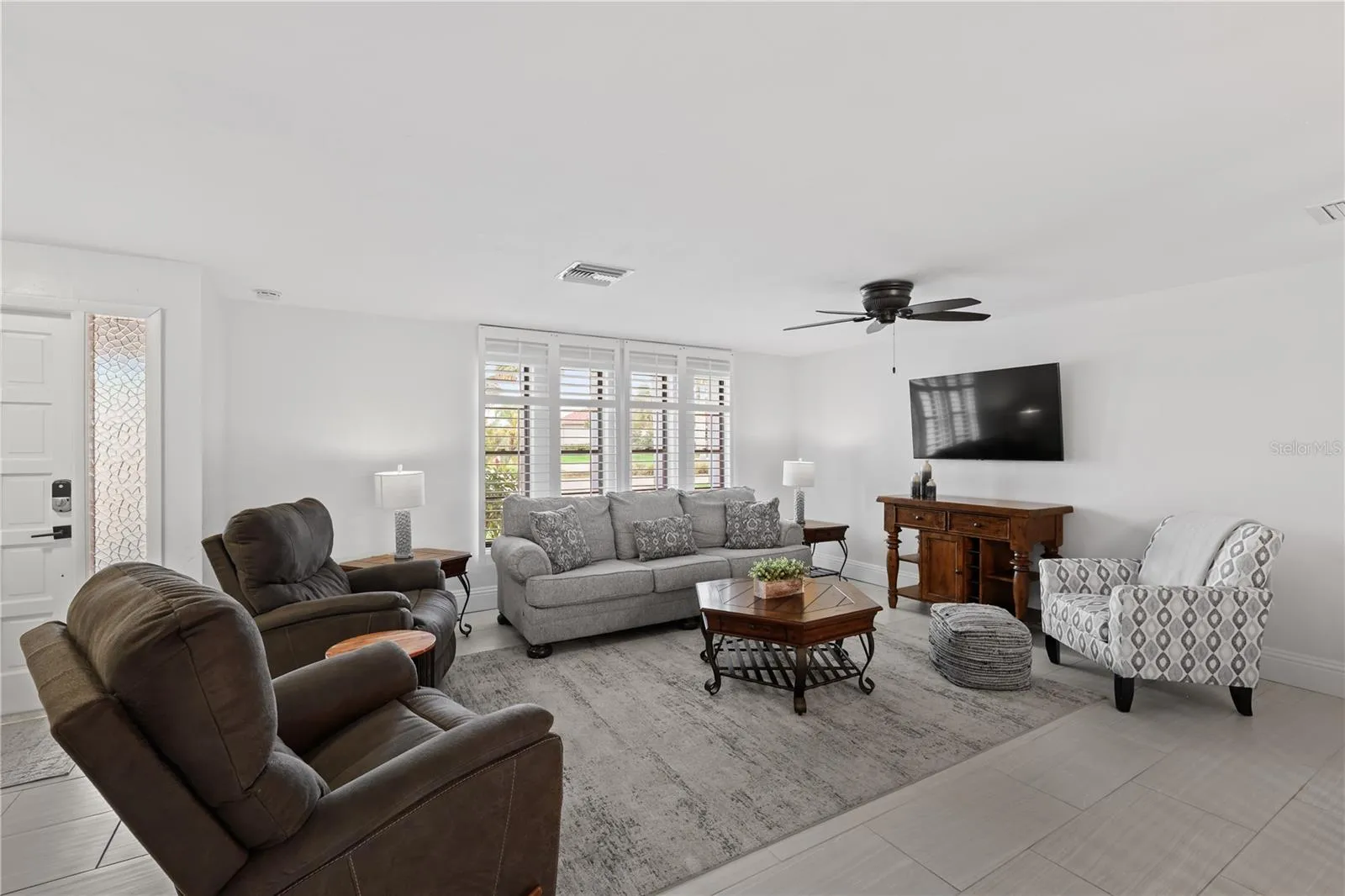 5215 PELICAN BLVD, photo 9