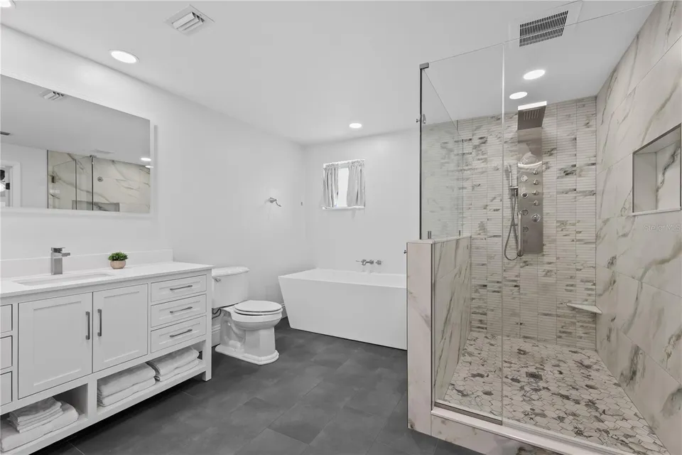 5215 PELICAN BLVD, photo 28
