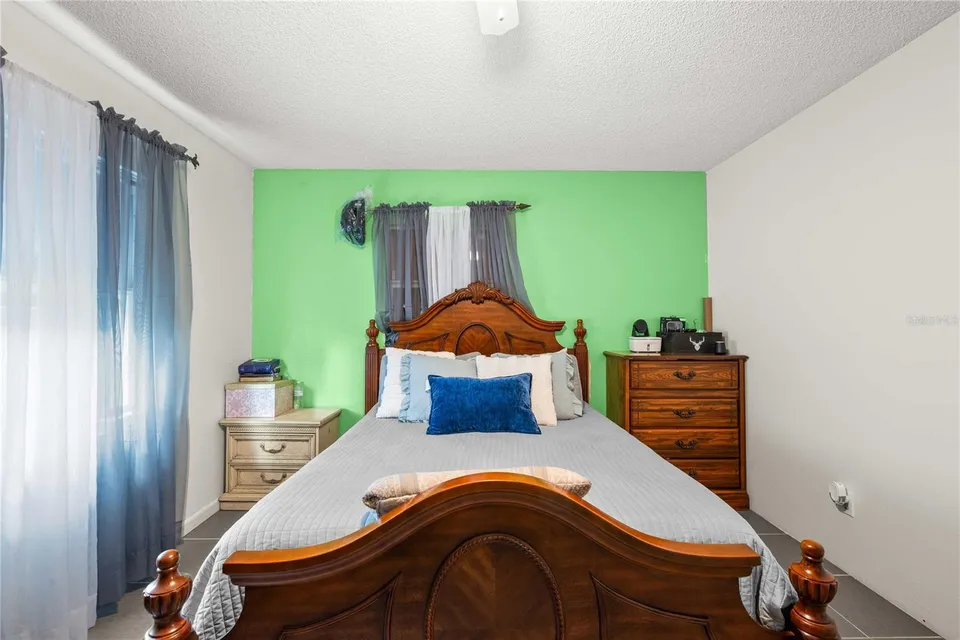 37253 SAFARI DR, photo 21