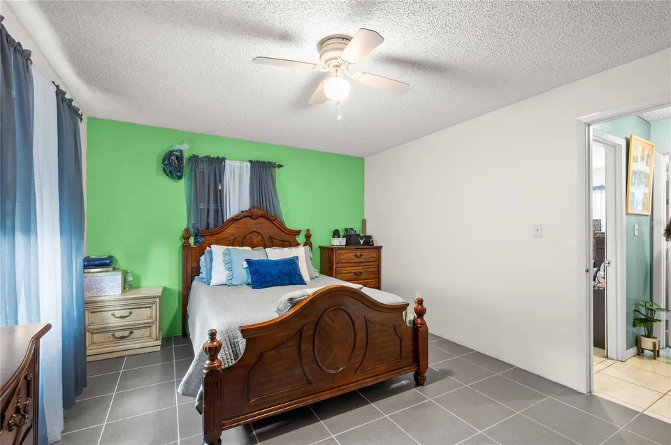 37253 SAFARI DR, photo 22