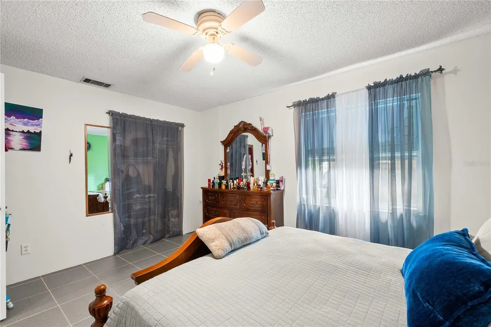 37253 SAFARI DR, photo 24