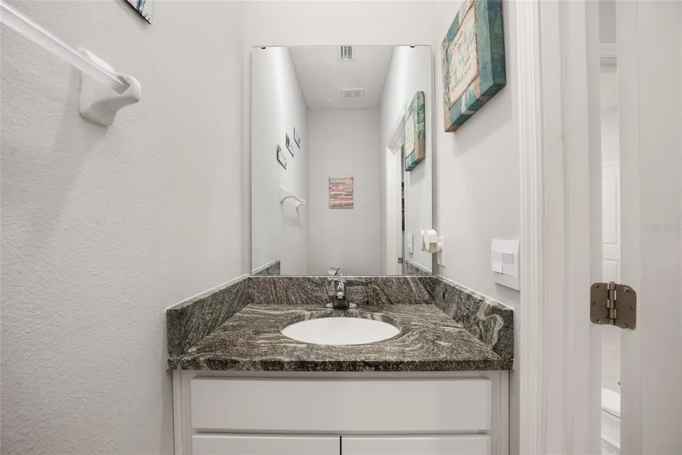 4372 SW 56TH PL, photo 40