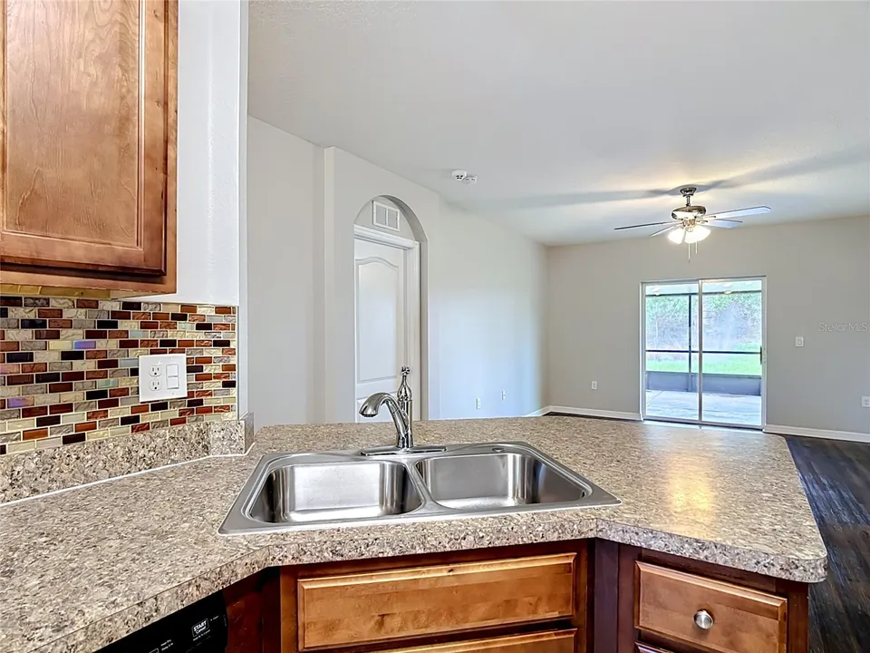 357 NOVA DR, photo 17