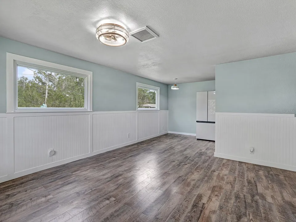 5633 ESSEX WAY, photo 2