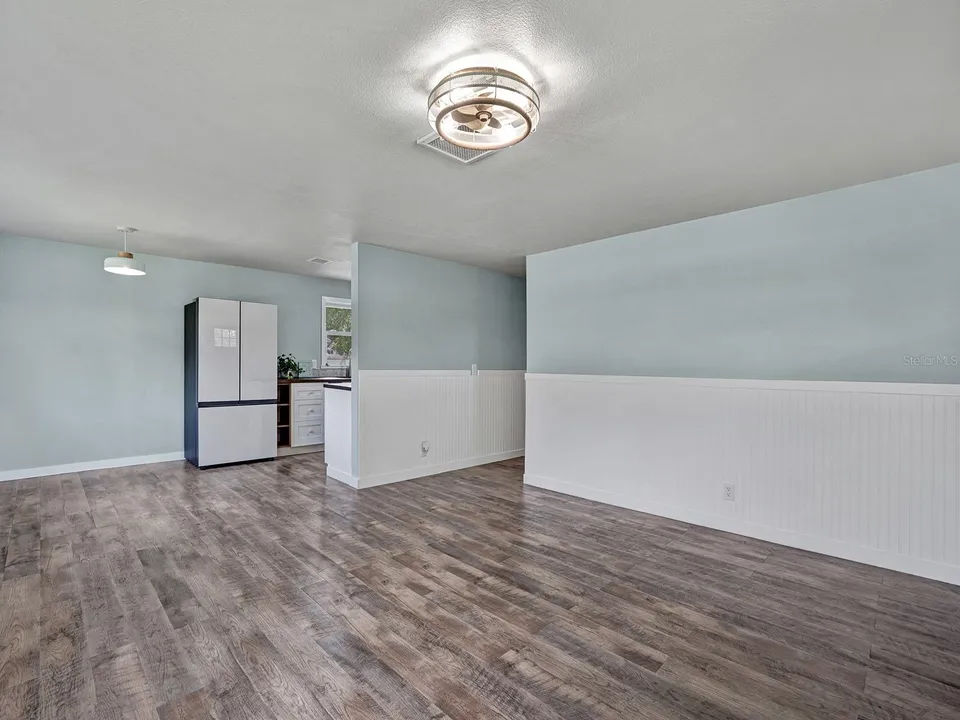 5633 ESSEX WAY, photo 3