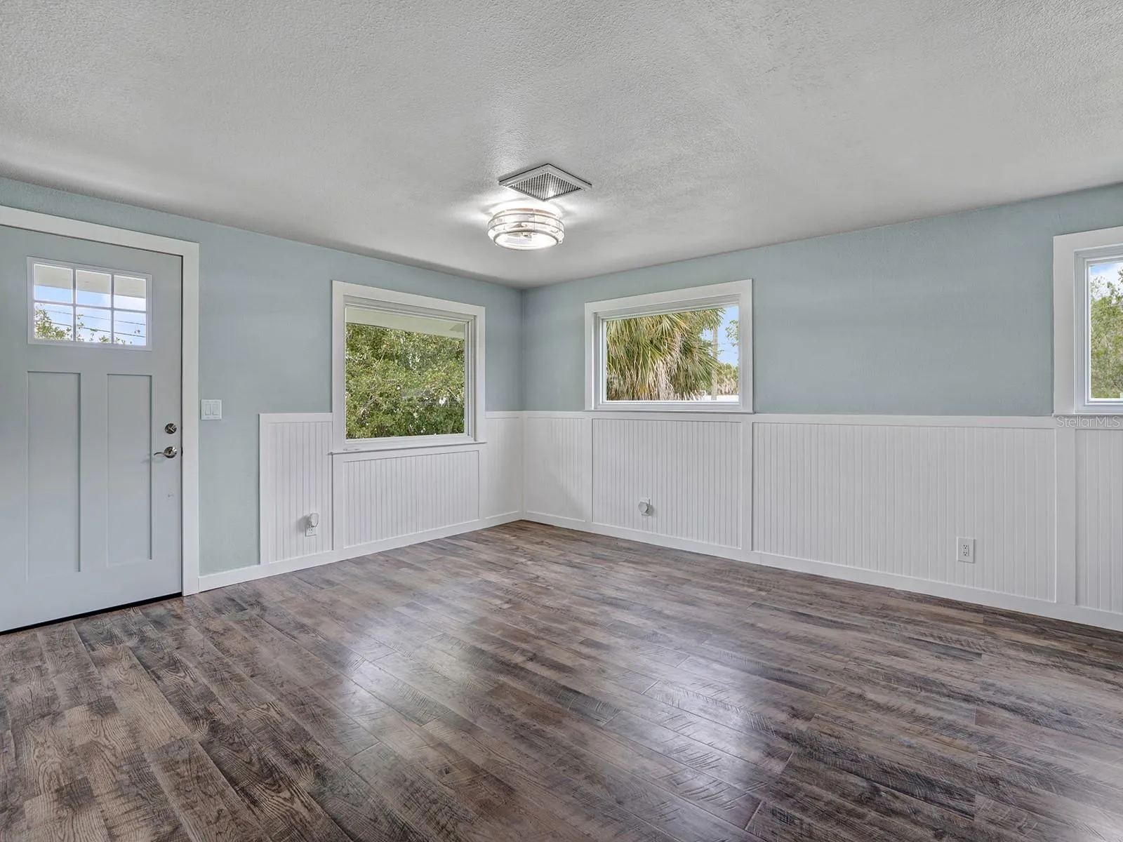 5633 ESSEX WAY, photo 5