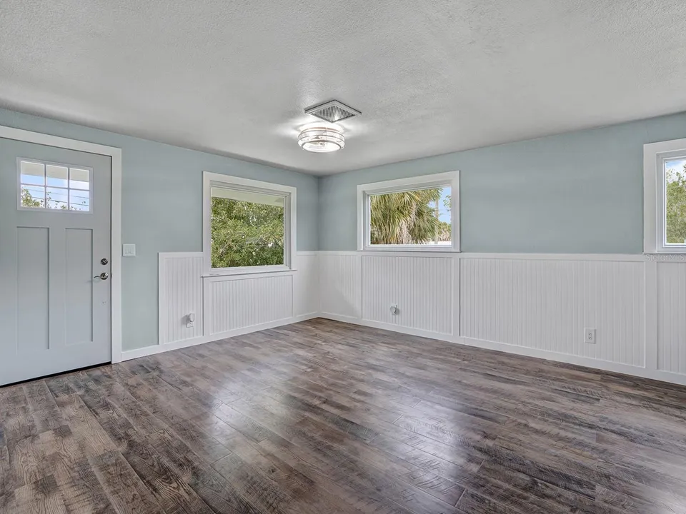 5633 ESSEX WAY, photo 5