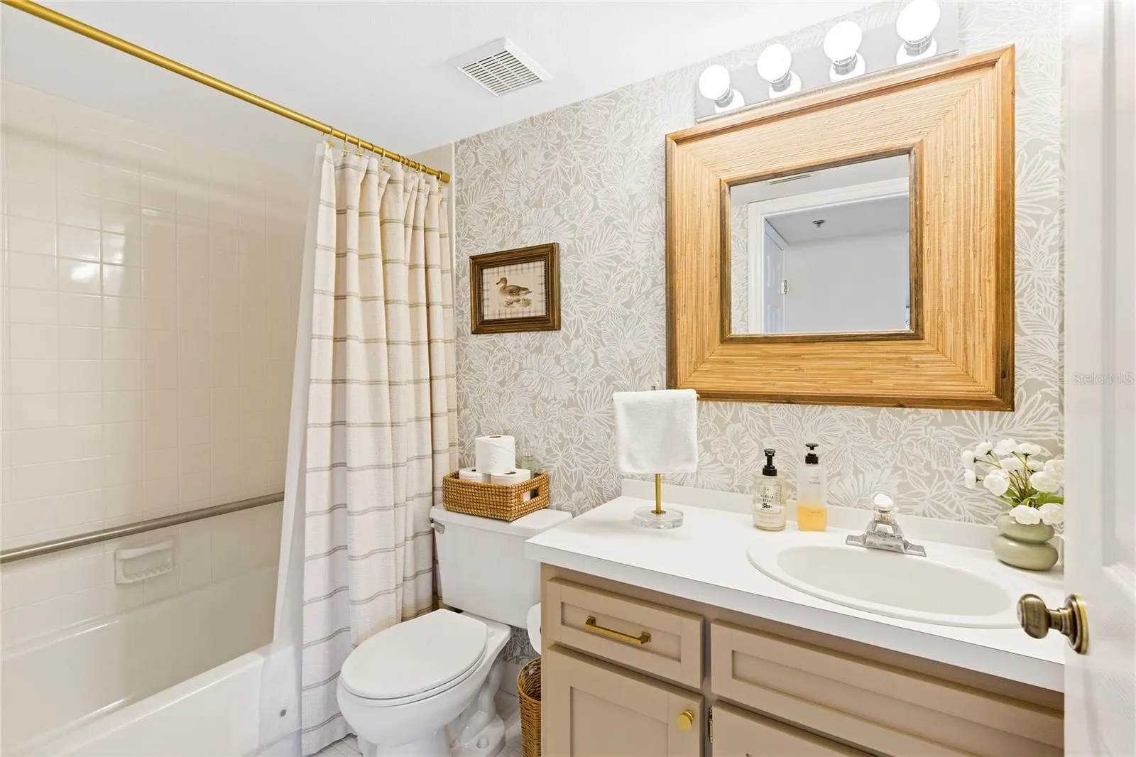 2209 UTOPIAN DR E #307, photo 26