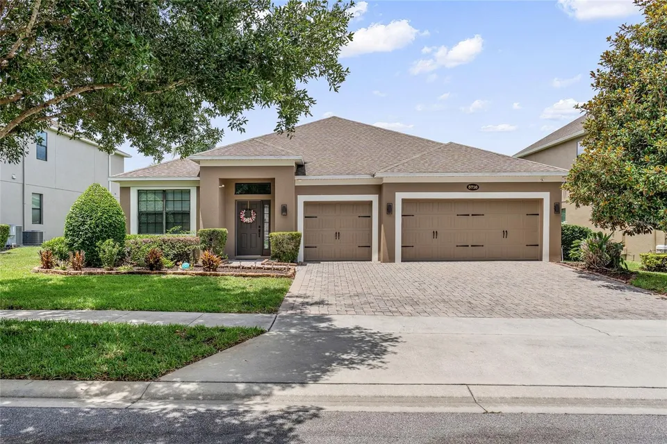 5716 RUE GALILEE LN, photo 2