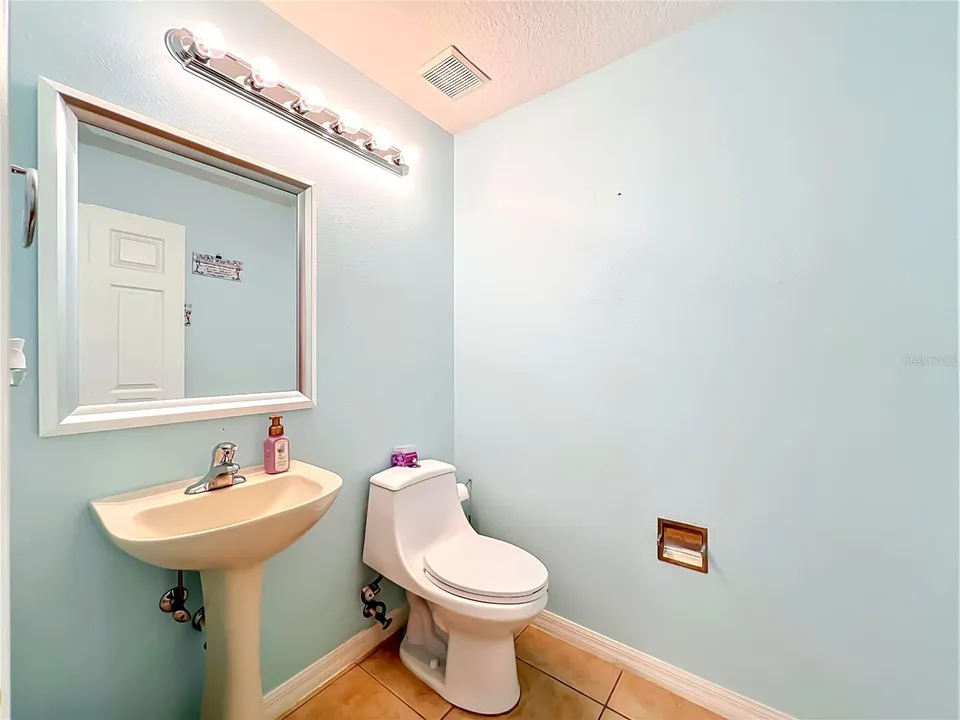 12912 CLOVERDALE LN, photo 28