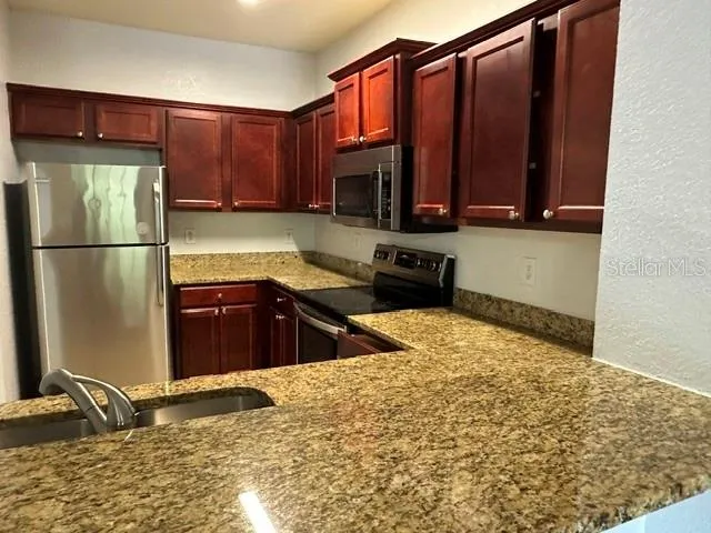 102 VISTA VERDI CIR #124, photo 7